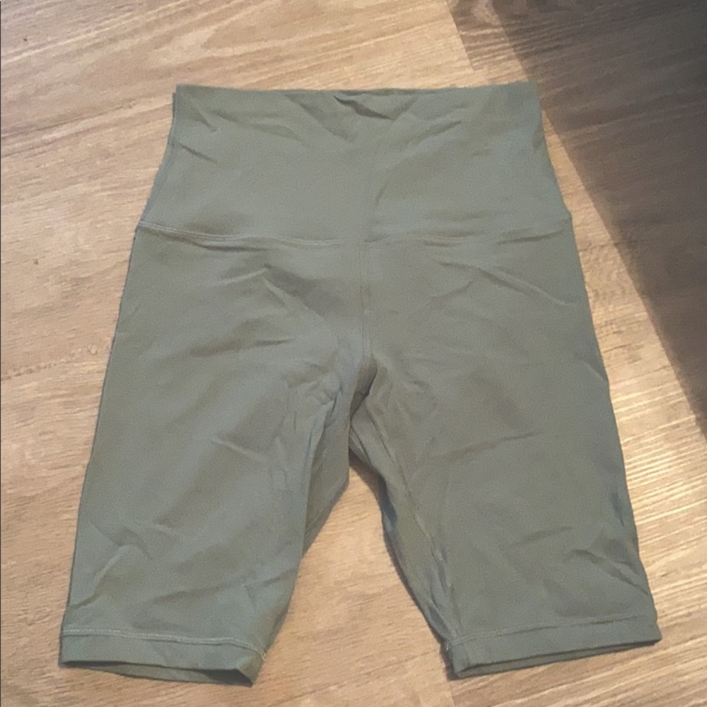 Lululemon align bike shorts